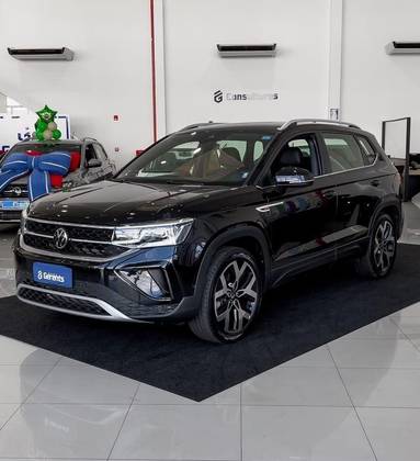 VOLKSWAGEN TAOS 1.4 250 TSI TOTAL FLEX HIGHLINE AUTOMÁTICO